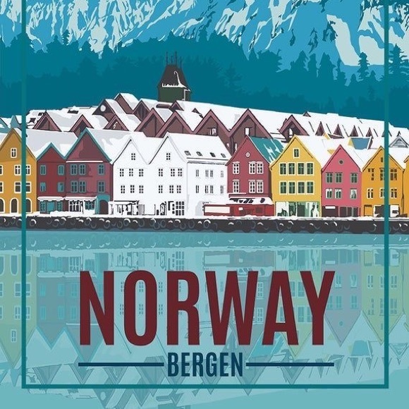 Meet your Posher, Julie - Picture 1 of 1